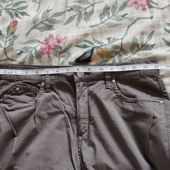 Trussardi Jeans (Italy), Classical, Olive colour, size L 🇮🇹 - Picture 9 of 9